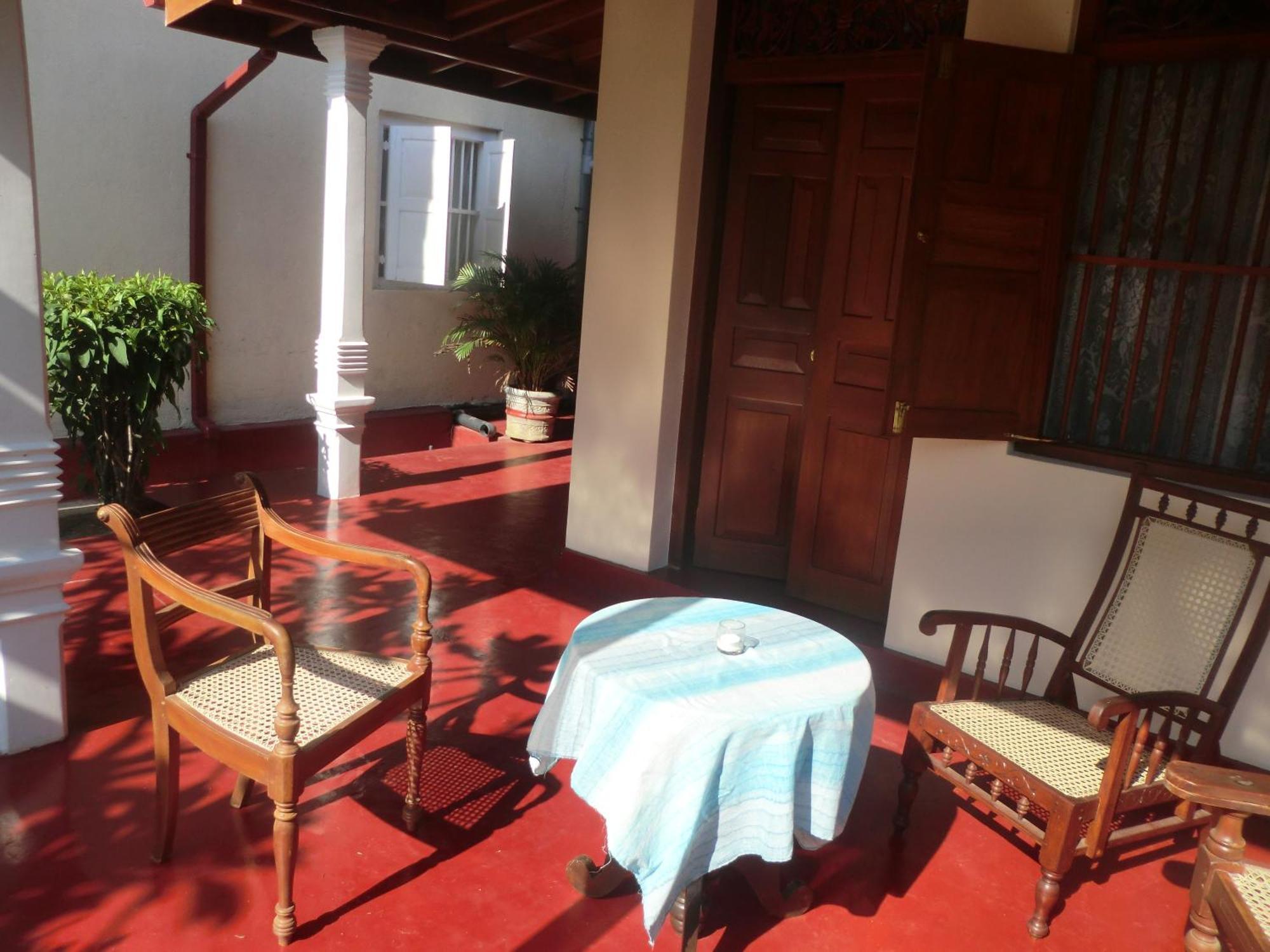 Top Of The Hill Guesthouse Weligama Eksteriør billede