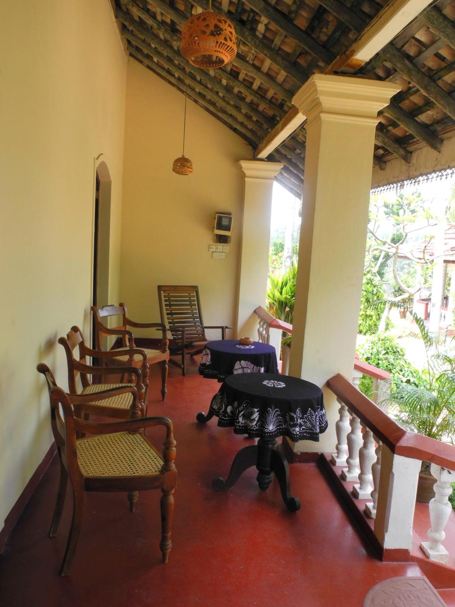 Top Of The Hill Guesthouse Weligama Eksteriør billede