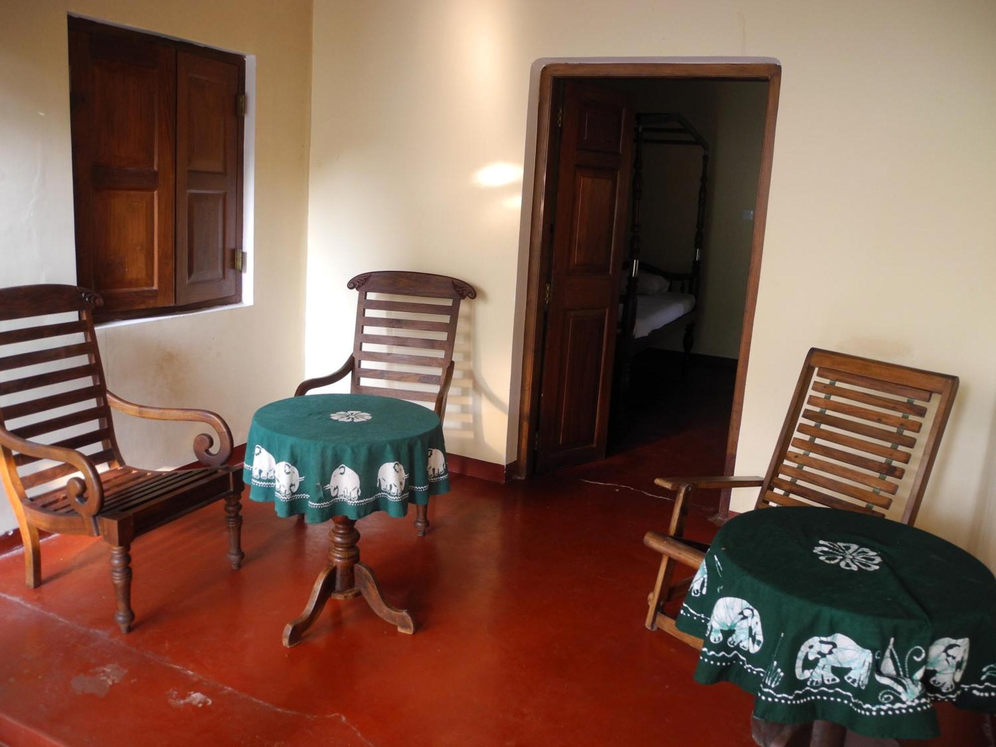 Top Of The Hill Guesthouse Weligama Eksteriør billede