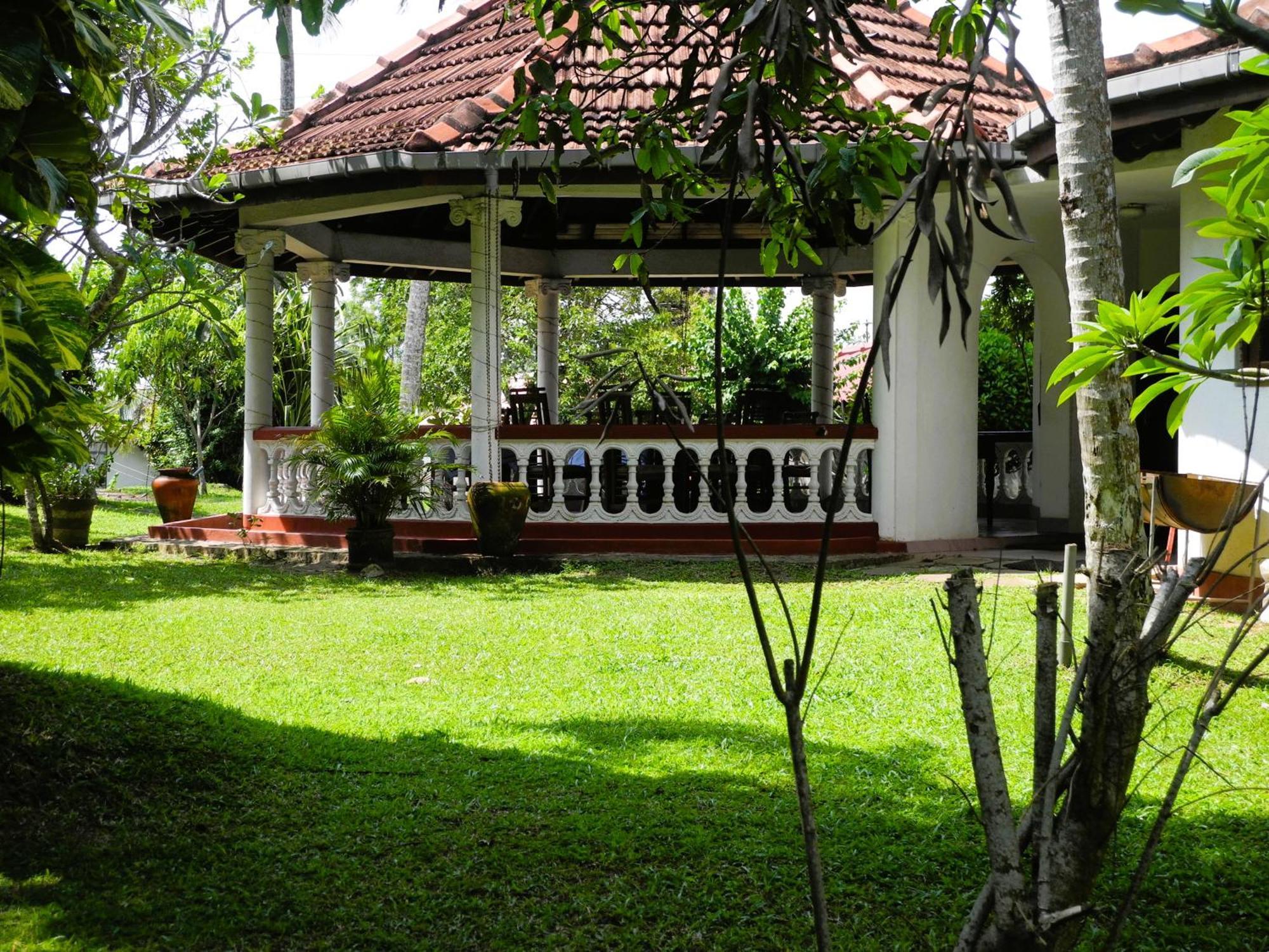 Top Of The Hill Guesthouse Weligama Eksteriør billede