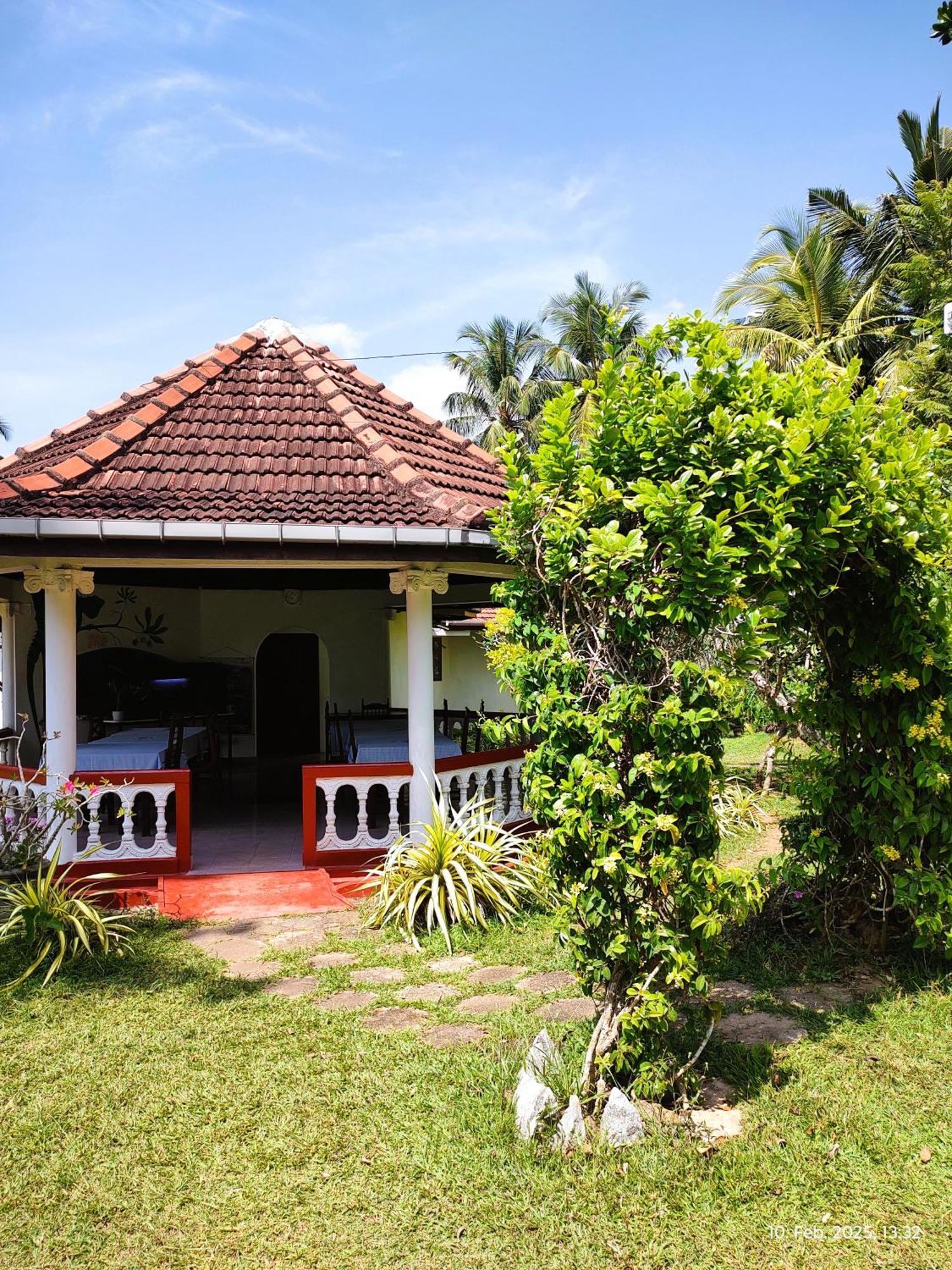 Top Of The Hill Guesthouse Weligama Eksteriør billede