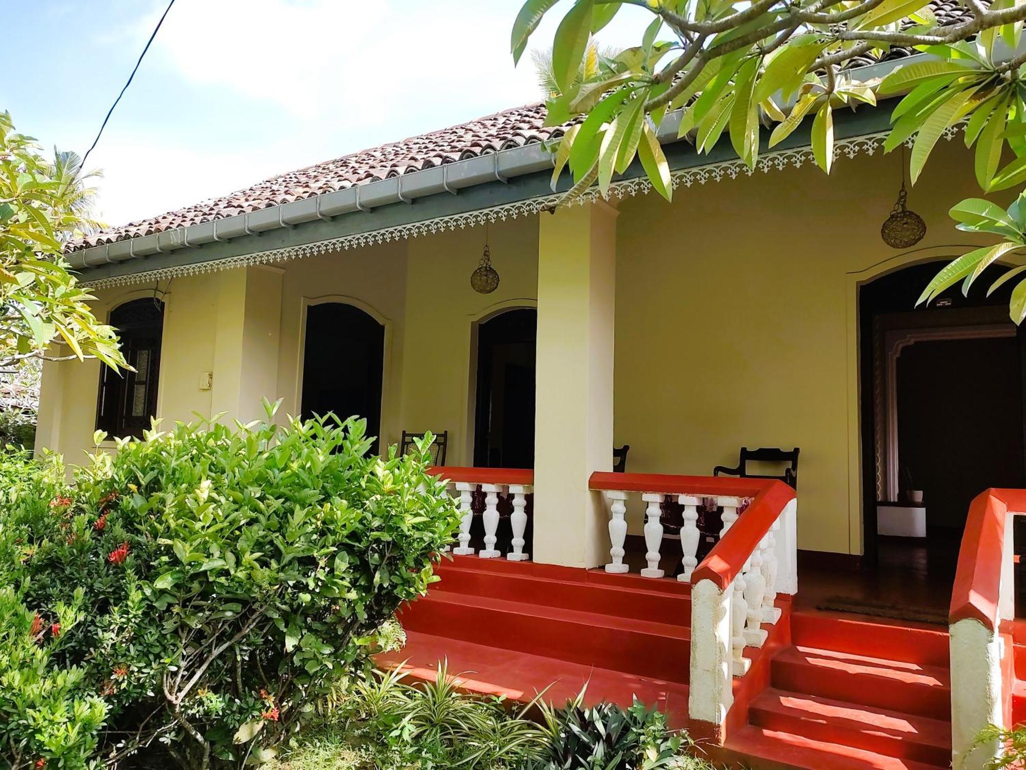 Top Of The Hill Guesthouse Weligama Eksteriør billede